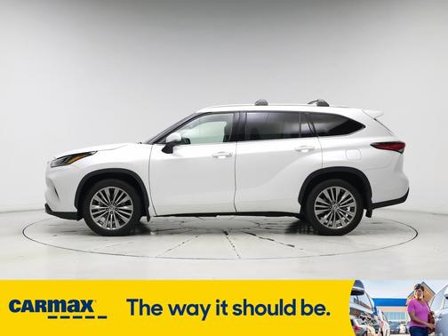 2022 Toyota Highlander Platinum