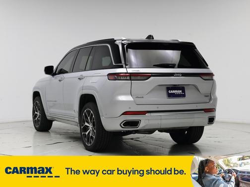 2022 Jeep Grand Cherokee Summit Reserve
