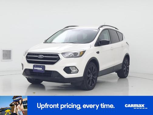White 2018 Ford Escape SE