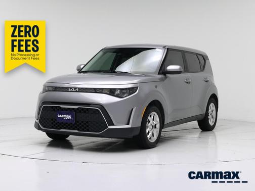 Silver 2024 Kia Soul LX