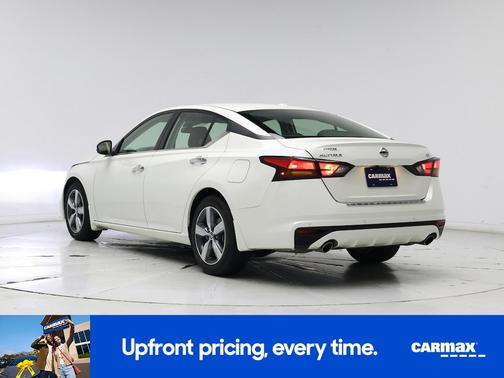 2022 Nissan Altima SV