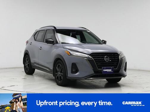 2021 Nissan Kicks SR