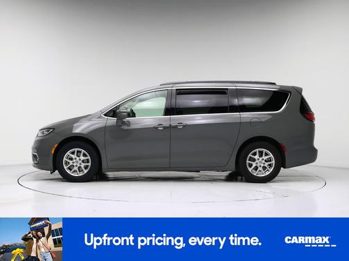 Gray 2022 Chrysler Pacifica Touring L