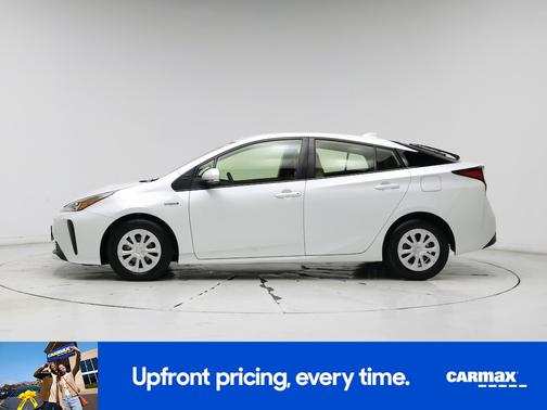 2022 Toyota Prius LE