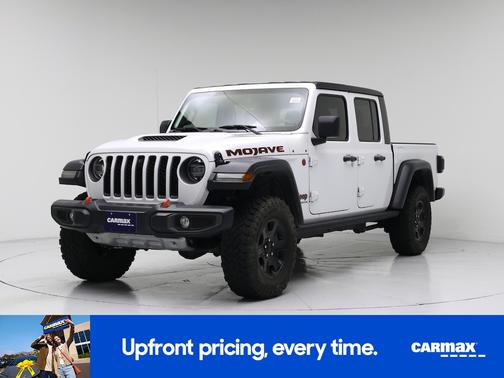 White 2022 Jeep Gladiator Mojave