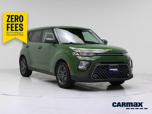 Green 2022 Kia Soul EX