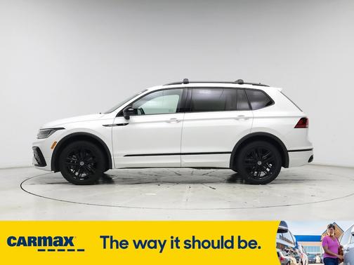2022 Volkswagen Tiguan SE R-Line Black