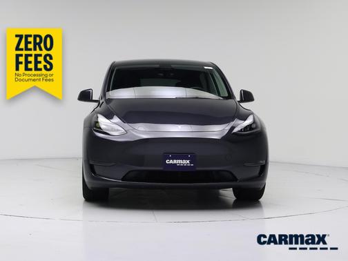 Gray 2025 Tesla Model Y Long Range