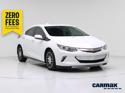 White 2017 Chevrolet Volt LT