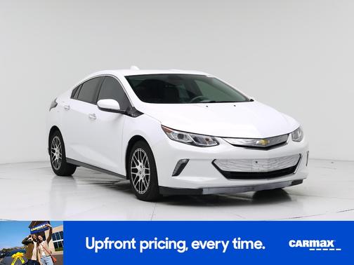 White 2017 Chevrolet Volt LT