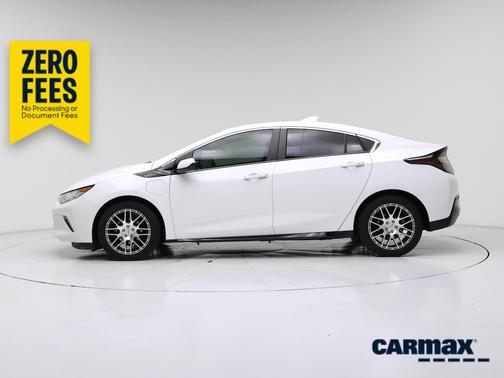 White 2017 Chevrolet Volt LT