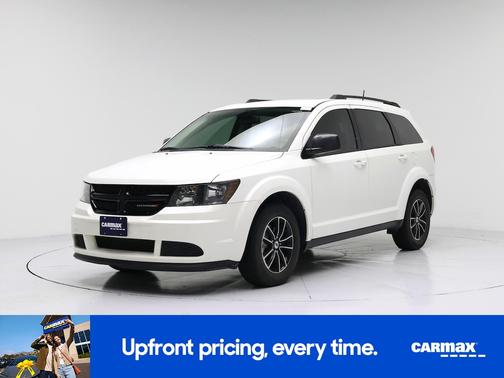 White 2018 Dodge Journey SE