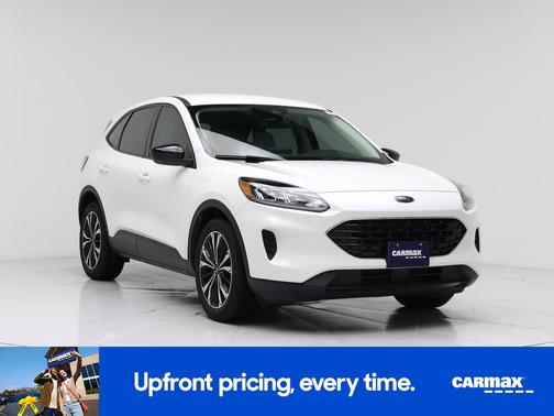 White 2022 Ford Escape SE