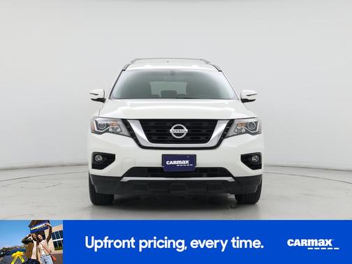 2017 Nissan Pathfinder SV