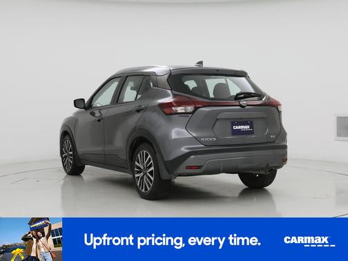 Gray 2023 Nissan Kicks SV