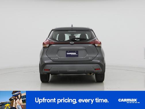 Gray 2023 Nissan Kicks SV