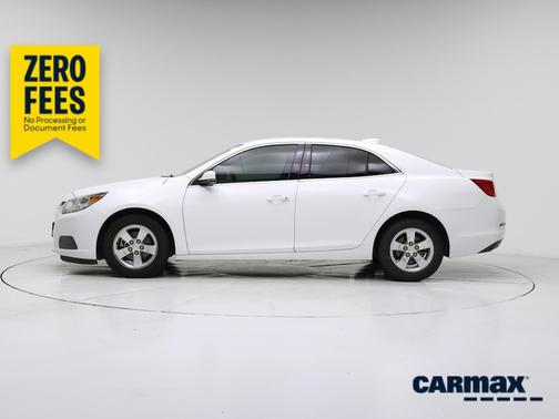 White 2016 Chevrolet Malibu Limited LT