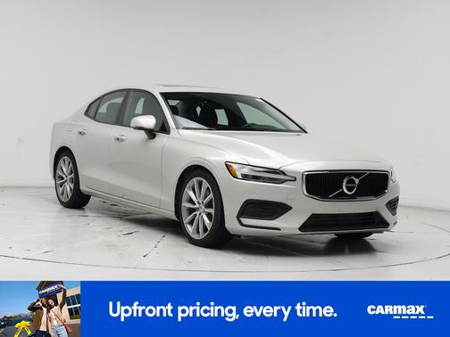 2020 Volvo S60 T5 Momentum