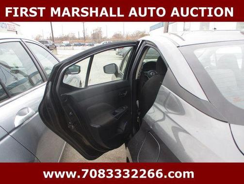 2021 Nissan Versa 1.6 SV