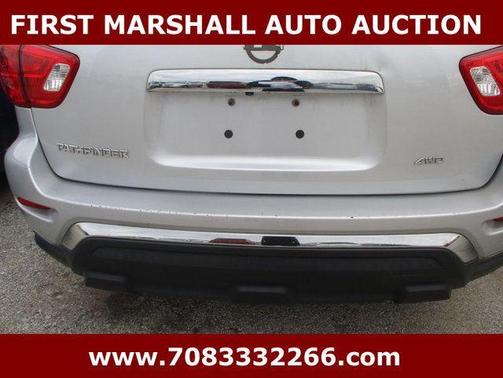 2017 Nissan Pathfinder S