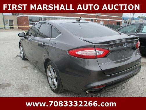 2016 Ford Fusion SE