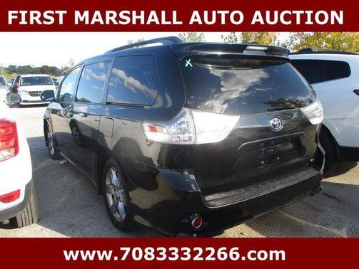 2011 Toyota Sienna 
