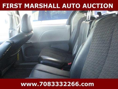 2011 Toyota Sienna 