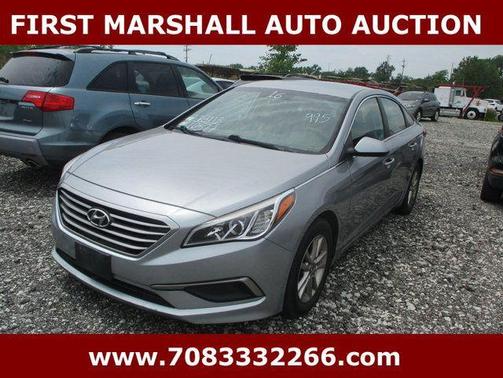 2016 Hyundai SONATA SE