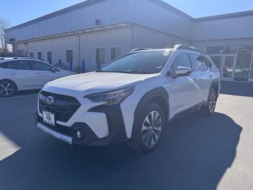 2024 Subaru Outback Touring XT