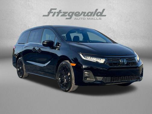 Crystal Black Pearl 2025 Honda Odyssey Sport-L