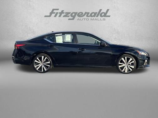 2020 Nissan Altima SR FWD