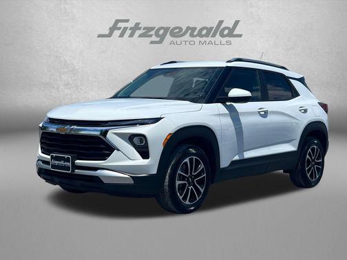 Summit White 2025 Chevrolet Trailblazer LT