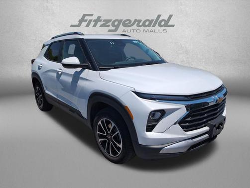 Summit White 2025 Chevrolet Trailblazer LT