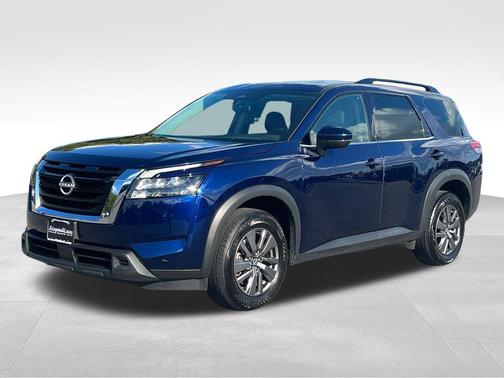 2025 Nissan Pathfinder SV 4WD