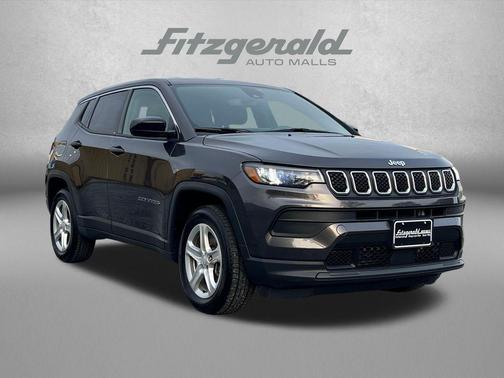 Granite Crystal Metallic Clearcoat 2023 Jeep Compass Sport