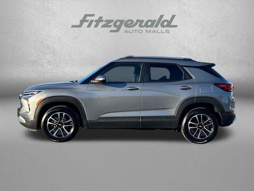 Sterling Gray Metallic 2025 Chevrolet Trailblazer LT