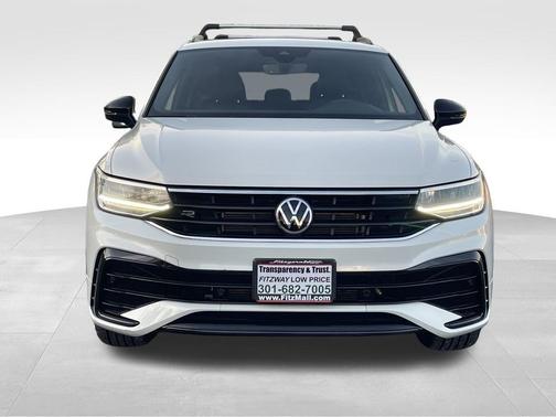 2022 Volkswagen Tiguan 2.0T SE R-Line Black