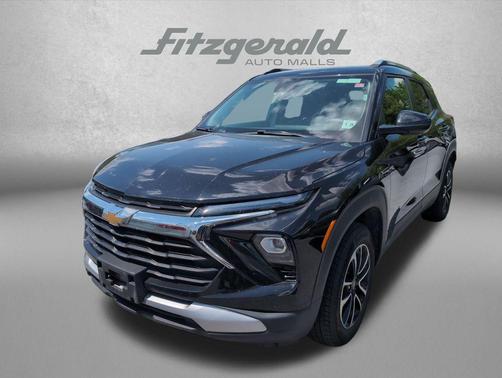 Mosaic Black Metallic 2025 Chevrolet Trailblazer LT