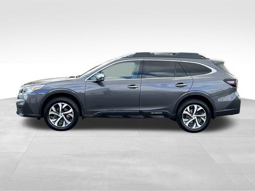 2022 Subaru Outback Touring XT