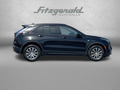 Stellar Black Metallic 2019 Cadillac XT4 Sport