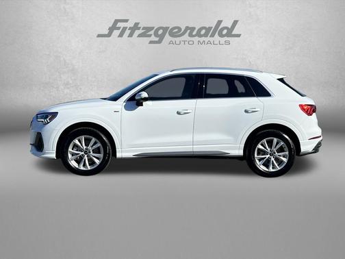 2025 Audi Q3 Premium 45 TFSI S line quattro Tiptronic