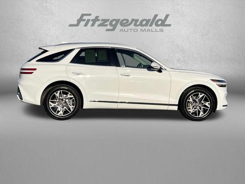 Alta White 2023 Genesis GV70 2.5T AWD