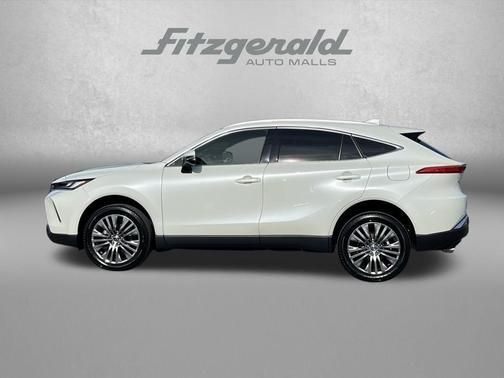 2022 Toyota Venza XLE