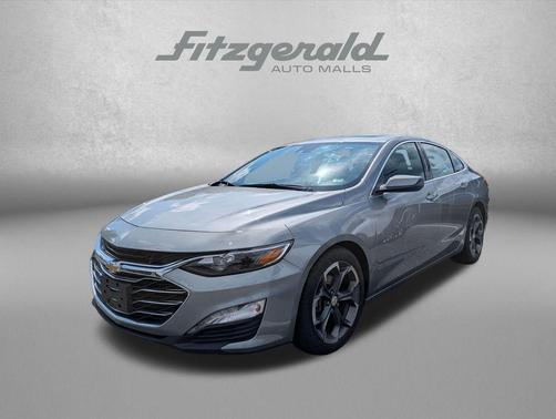 Sterling Gray Metallic 2024 Chevrolet Malibu FWD 1LT