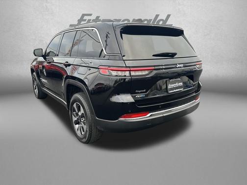 2022 Jeep Grand Cherokee 4xe Base
