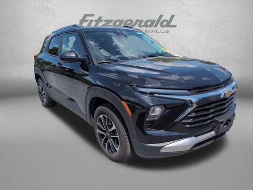 Mosaic Black Metallic 2025 Chevrolet Trailblazer LT