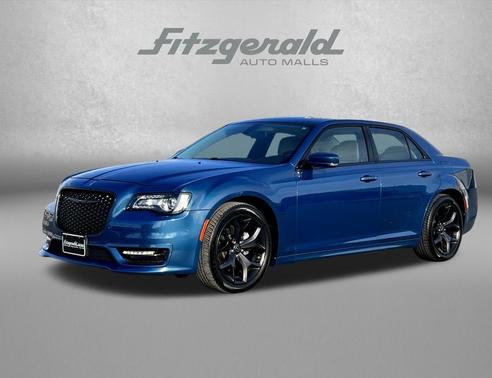 2022 Chrysler 300 Touring