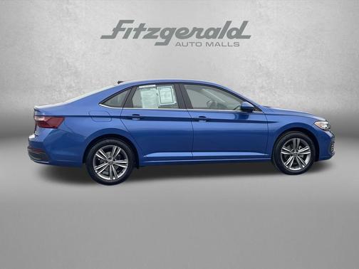 Rising Blue Metallic 2024 Volkswagen Jetta 1.5T SE