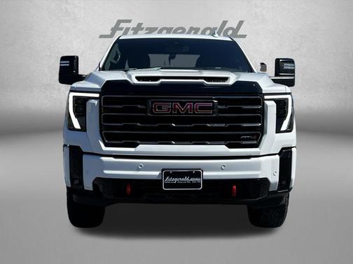 Summit White 2025 GMC Sierra 2500 AT4