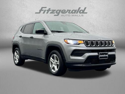 Billet Silver Metallic Clearcoat 2023 Jeep Compass Sport
